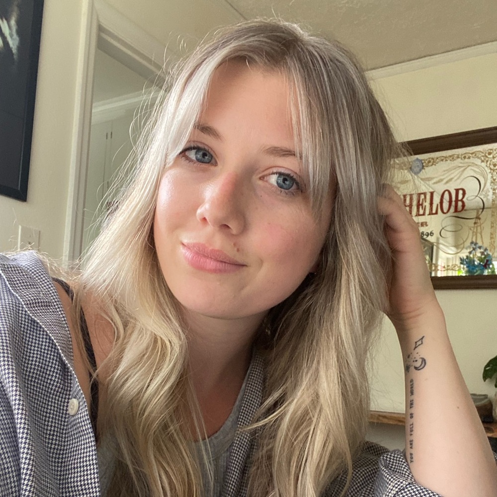 Meet your Posher, Victoria